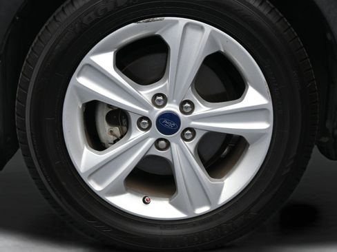 Used 2014 Ford Escape SE w/ Equipment Group 201A FWD image 10