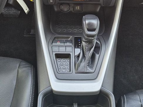 Used 2023 Toyota RAV4 LE FWD image 21