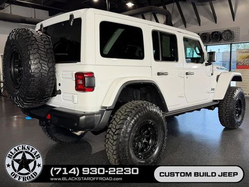 Used 2021 Jeep Wrangler Unlimited Rubicon 4xe w/ Steel Bumper Group AWD/4WD image 14