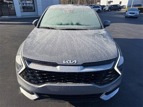 Used 2023 Kia Sportage EX image 8