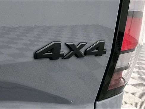 New 2026 Nissan Frontier SV w/ All-Weather Content Package image 20