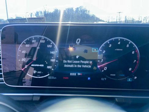 Used 2025 Mercedes-Benz GLE 53 AMG 4MATIC image 16