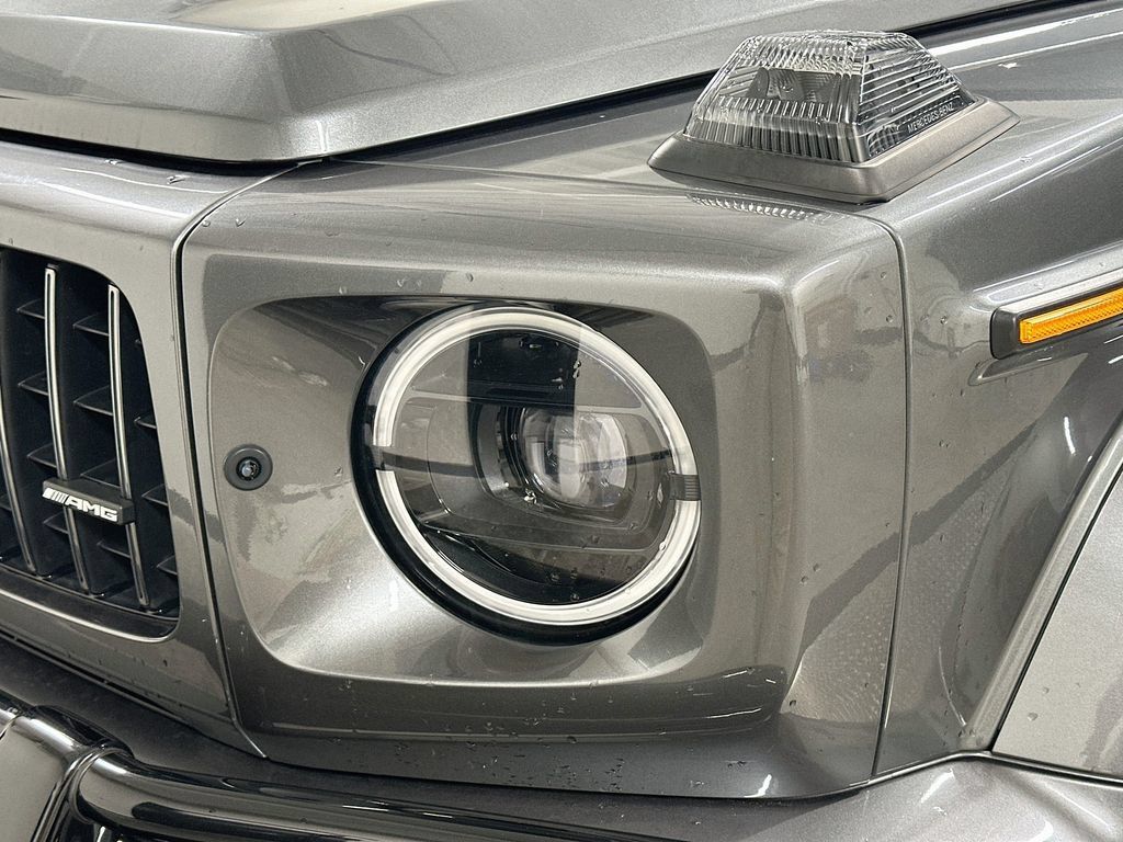 Certified 2021 Mercedes-Benz G 63 AMG 4MATIC w/ G Manufaktur Interior Package image 32