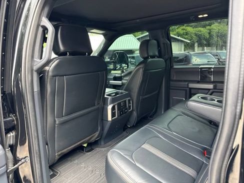 Used 2022 Ford F450 Platinum w/ FX4 Off-Road Package AWD/4WD image 48
