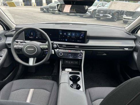 New 2026 Hyundai Sonata SEL FWD image 7