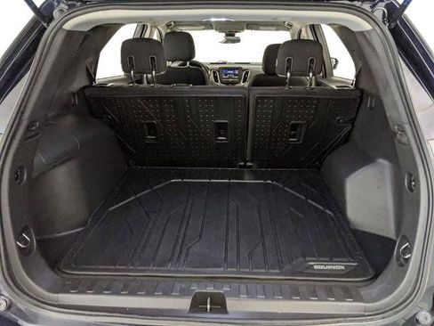 Used 2020 Chevrolet Equinox LS w/ LPO, Floor Liner Package AWD/4WD image 18