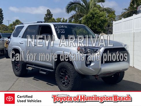 Used 2022 Toyota 4Runner SR5 RWD image 1