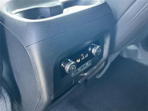 New 2025 GMC Acadia Elevation image 26