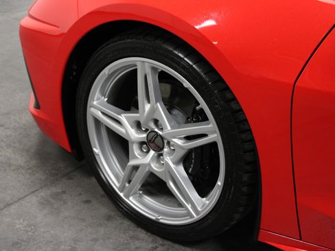 Used 2024 Chevrolet Corvette Stingray Convertible w/ 1LT image 10