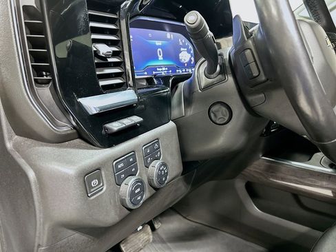 Used 2022 Chevrolet Silverado 1500 LTZ w/ LTZ Premium Package image 10