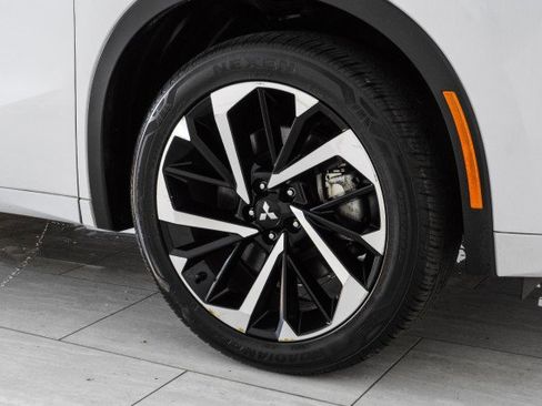 Used 2022 Mitsubishi Outlander SEL image 57