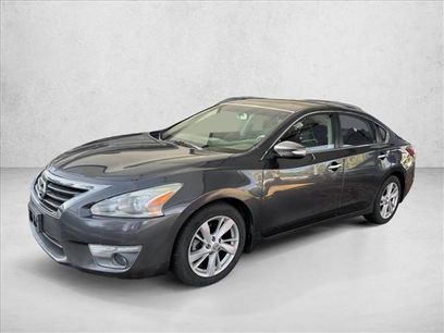 Used 2013 Nissan Altima 2.5 SV w/ 2.5SV Convenience Pkg