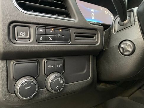 Used 2023 Chevrolet Tahoe RST w/ Luxury Package RWD image 15