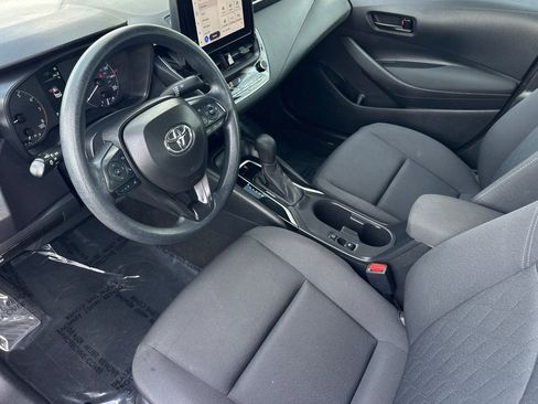 Used 2024 Toyota Corolla LE FWD image 11