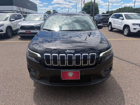 Used 2022 Jeep Cherokee Latitude Lux AWD/4WD image 3