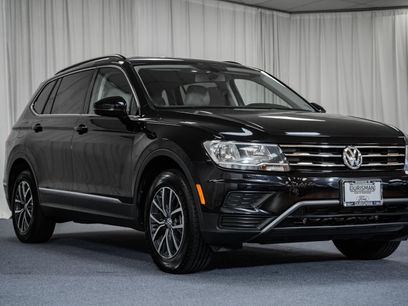 Used 2020 Volkswagen Tiguan SE w/ 3rd Row Seat Package
