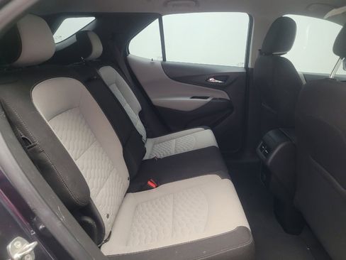 Used 2018 Chevrolet Equinox LS image 18