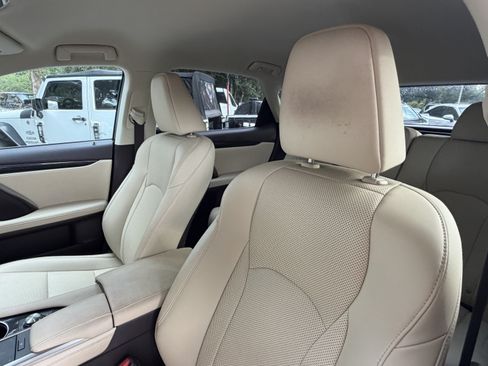 Used 2020 Lexus RX 350 FWD w/ Accessory Package image 18