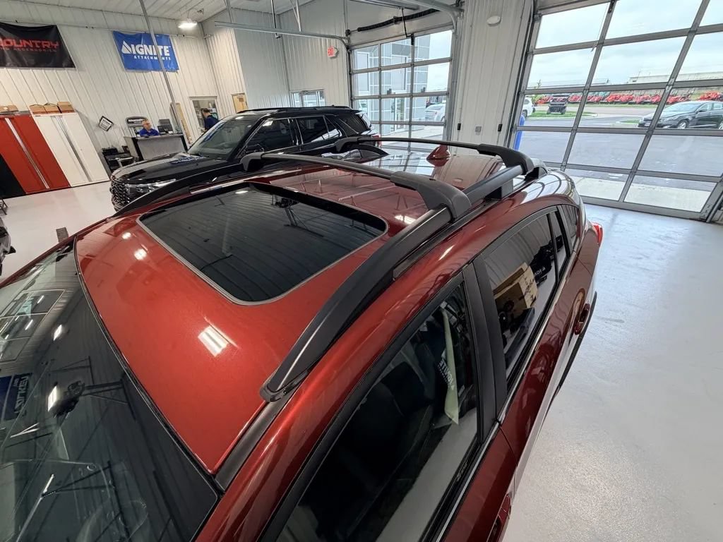 Used 2019 Subaru Crosstrek 2.0i Limited w/ Moonroof Package w/Navigation AWD/4WD image 10