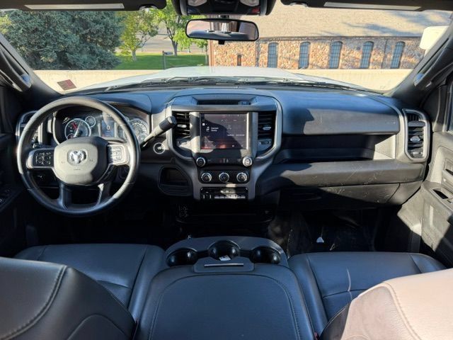 Used 2022 RAM 3500 Tradesman w/ Chrome Appearance Group AWD/4WD image 14