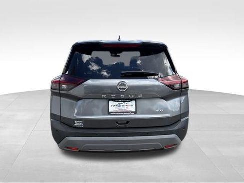 Used 2022 Nissan Rogue SV FWD image 10