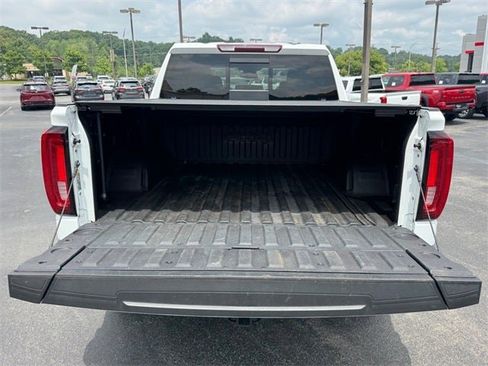 Used 2022 GMC Sierra 1500 AT4 w/ AT4 Premium Package image 14