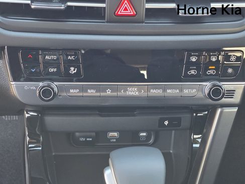 New 2026 Kia Seltos EX image 18