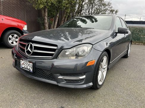 Used 2014 Mercedes-Benz C 250 Sedan image 1