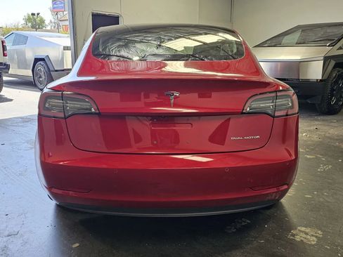 Used 2018 Tesla Model 3 Long Range AWD/4WD image 3