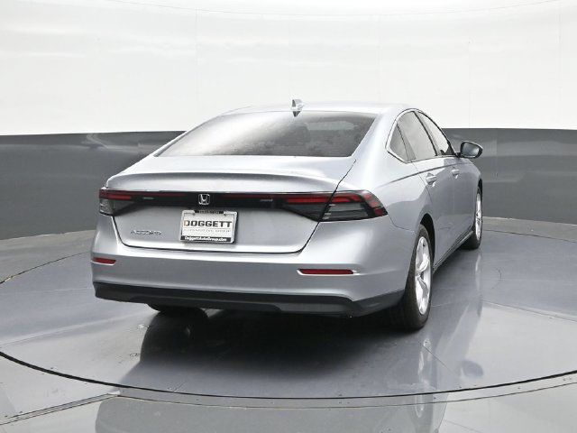 Certified 2025 Honda Accord LX image 10