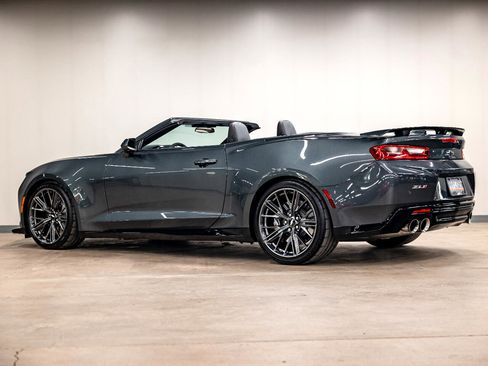 Used 2018 Chevrolet Camaro ZL1 image 26