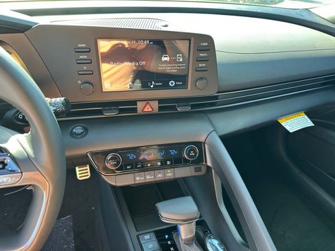 New 2026 Hyundai Elantra Sport image 27