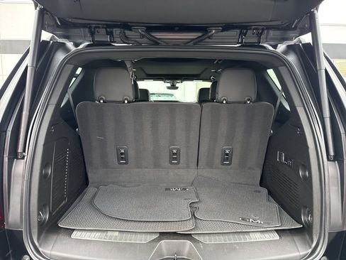 Certified 2022 GMC Yukon Denali w/ Denali Premium Package image 24