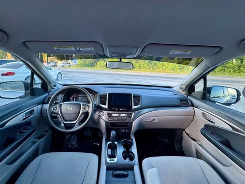 Used 2016 Honda Pilot EX image 11