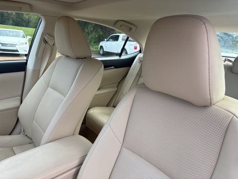 Used 2015 Lexus ES 350 image 19