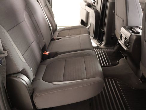 Used 2022 Chevrolet Silverado 2500 LT w/ Convenience Package image 14