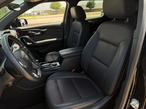 Used 2025 Chevrolet Blazer RS w/ Driver Confidence II Package FWD image 28