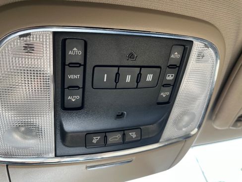 Used 2014 Jeep Grand Cherokee Limited w/ Luxury Group II RWD image 24