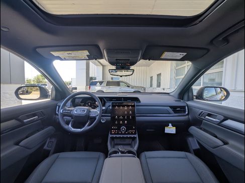 New 2026 GMC Terrain AT4 w/ Technology Package II image 18