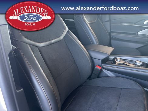 New 2026 Ford Explorer Tremor image 17