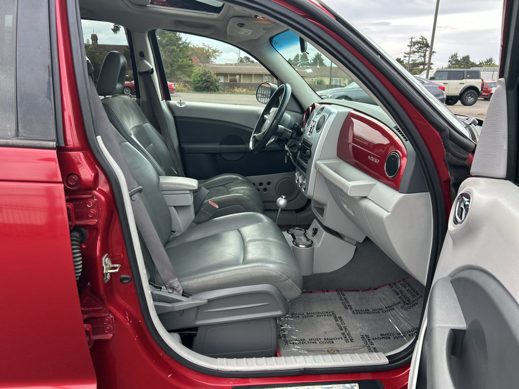 Used 2007 Chrysler PT Cruiser Limited w/ Chrome Accents Group FWD image 25