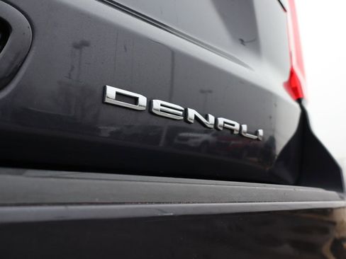 Used 2023 GMC Yukon Denali Ultimate image 40