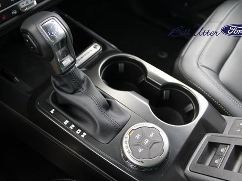 New 2026 Ford Bronco Outer Banks AWD/4WD image 13