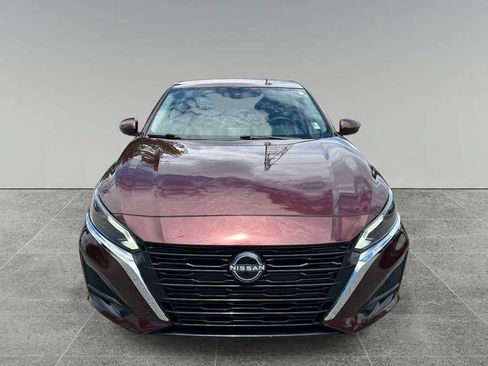 Used 2023 Nissan Altima 2.5 SV FWD image 8