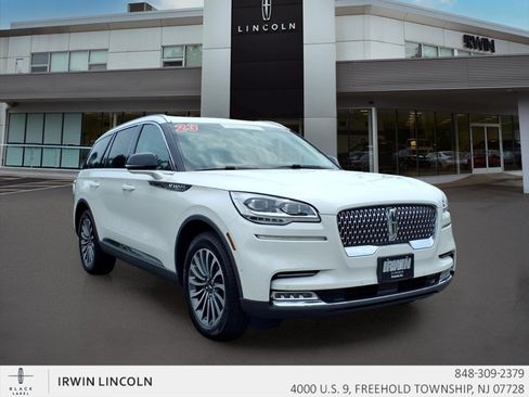 Certified 2023 Lincoln Aviator Reserve w/ Equipment Group 201A AWD/4WD image 2