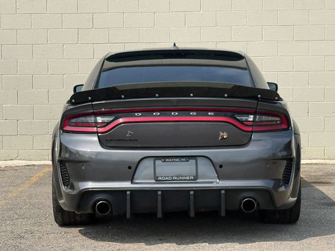 Used 2020 Dodge Charger Scat Pack RWD image 8