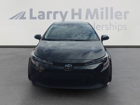 Used 2020 Toyota Corolla LE FWD image 8
