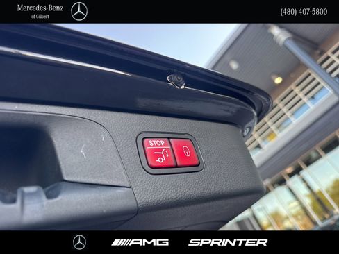 Certified 2022 Mercedes-Benz GLC 300 image 7