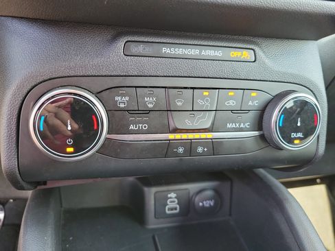 Certified 2024 Ford Escape ST-Line image 25