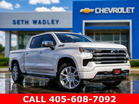 Certified 2023 Chevrolet Silverado 1500 High Country w/ High Country Premium Package AWD/4WD image 1